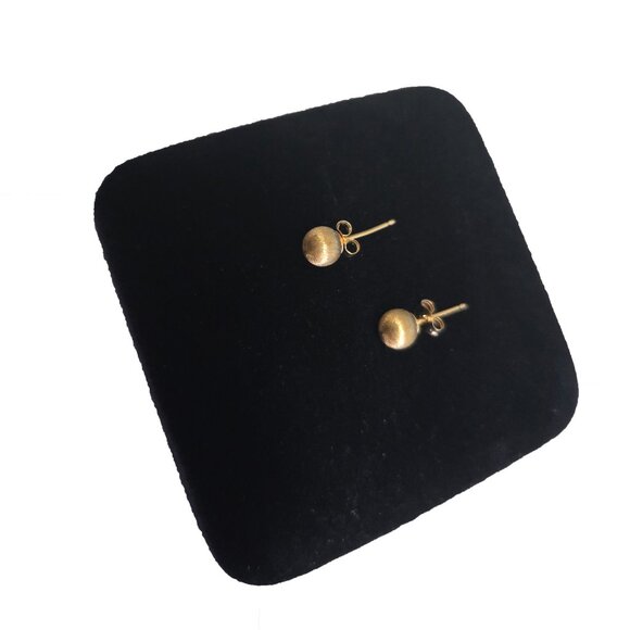 ๐โฃ๏ธHOST PIC Solid GOLD๐GOLD BAUBLES  14k GOLD Satin Ball tiny post - Picture 3 of 6